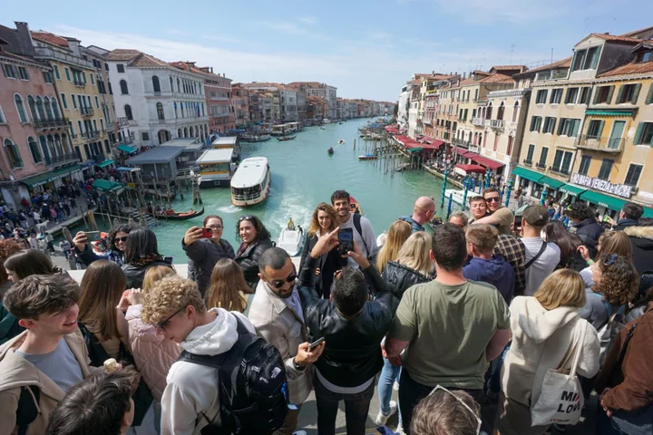 Venice Wants to Combat ‘Overtourism’ With New €5 Entrance Fee