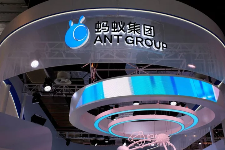 Global investors skip Ant’s buyback after valuation slumps 70% - Bloomberg News