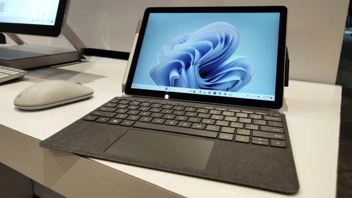 Microsoft Surface Go 4 for Business Hands On: The Littlest Surface Goes Commercial