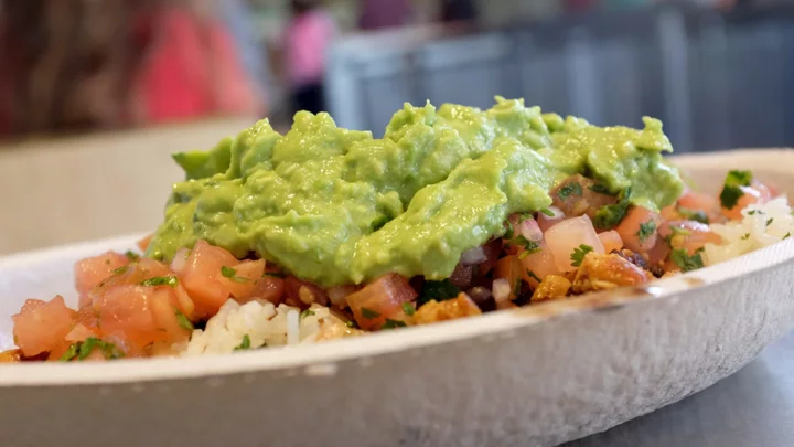 Autocado: Chipotle’s New Guacamole Robot Cuts, Cores, and Peels Avocados