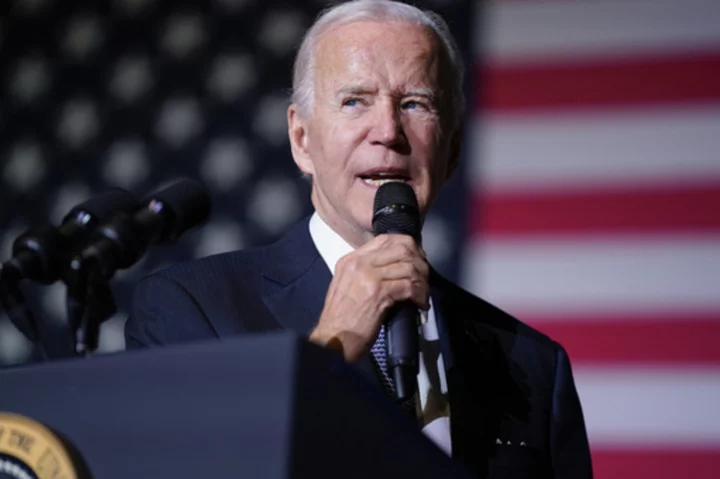 A Biden plan cuts student loan payments for millions to $0. Will it be the next legal battle?